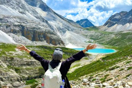 TÂY TỨ XUYÊN – ĐẠO THÀNH Á ĐINH: CHẠM ĐẾN “THIÊN ĐƯỜNG CUỐI CÙNG” CỦA TRUNG QUỐC